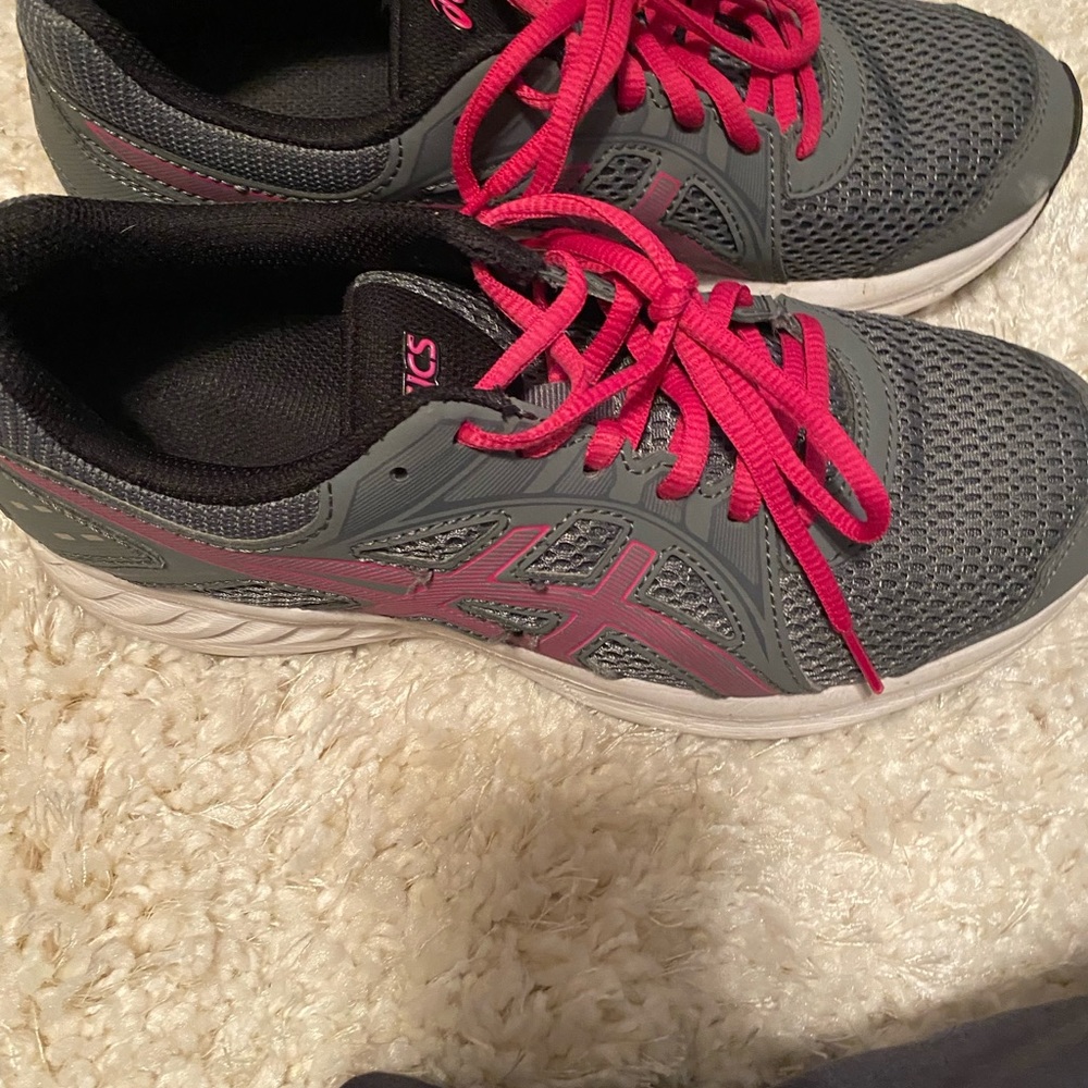 Women’s ASICS running shoes